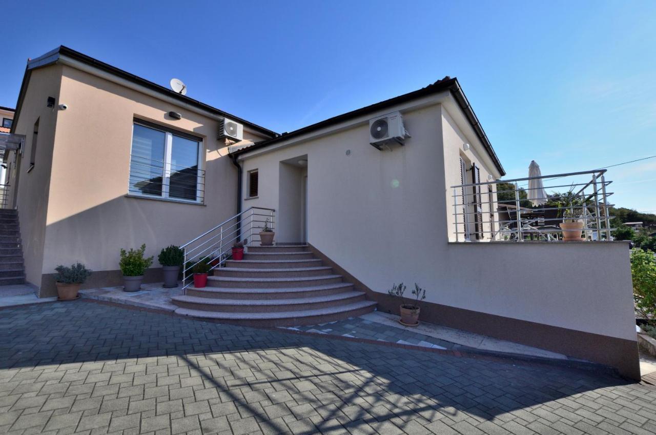 Apartments Golden Hour Jurdani Exterior foto